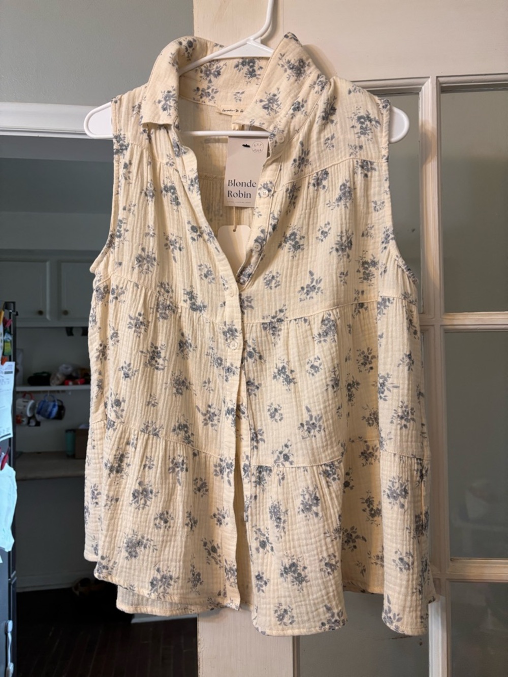 Cream Floral Sleeveless Button-Front Top